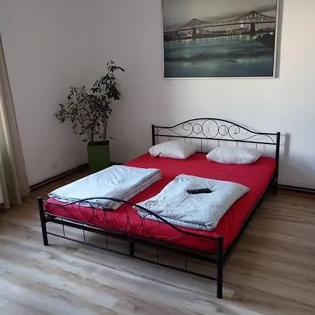 Vandrarhem Awangarda *