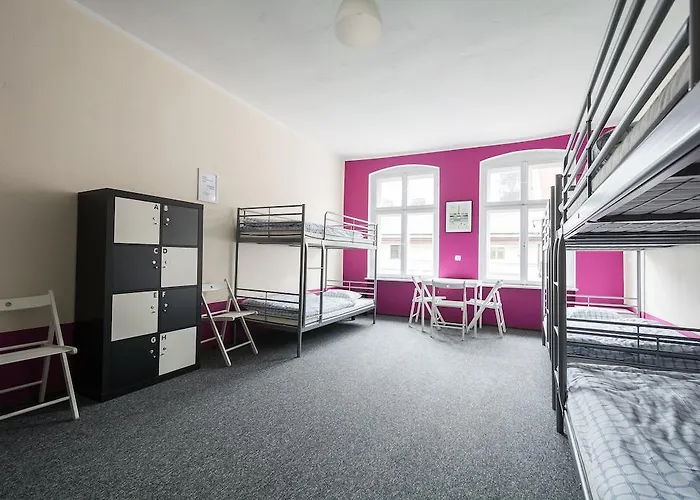 Awangarda بيت شباب *