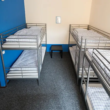 Hostel Awangarda *