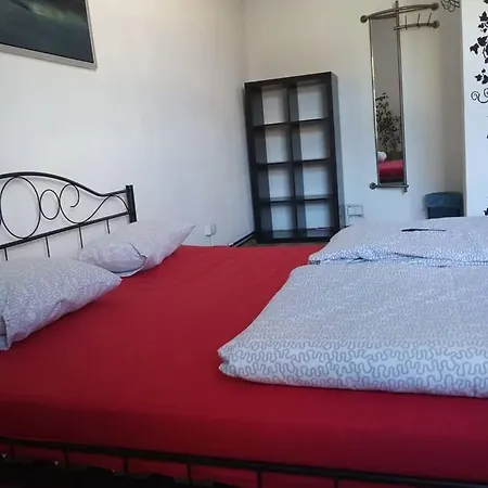 بيت شباب Awangarda بوزنان